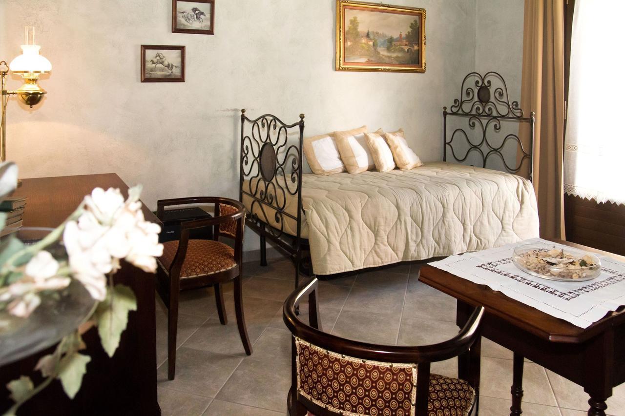 Casa Del Grande Vecchio Bed & Breakfast Airasca Екстериор снимка